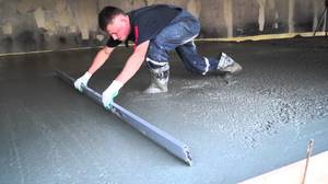 Тонкости заливки и обработки бетонного пола